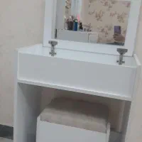 میز تحریر و میز آرایشی