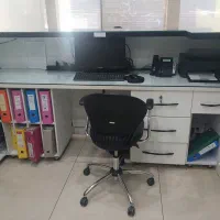 منشی مطب دندانپزشکی