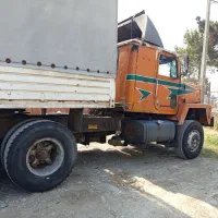 کامیون کشنده اینترناش