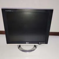 مانیتور 17 اینچ LCD الجی LG