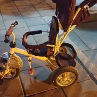 سه چرخه|دوچرخه، اسکیت، اسکوتر|قلعه نو, |دیوار