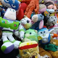 عروسک درجه یک|اسباب‌‌بازی|بندر گناوه, |دیوار