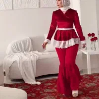 لباس زنانه|لباس|صومعه‌سرا, |دیوار