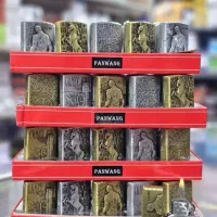 تنوع بالای فندک. پاکت سیگار. جعبه کادویی فندک.