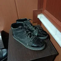 کفش زنانه و اسپرت