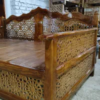 تخت سنتی راحتی کد۷۱۶۰|مبلمان خانگی و میز عسلی|اصفهان, زاجان|دیوار