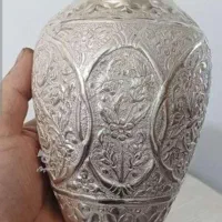 گلدان فلزی باتخفیف