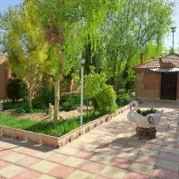 اجاره باغ ویلا|اجارهٔ کوتاه‌مدت ویلا و باغ|خمینی‌شهر, |دیوار