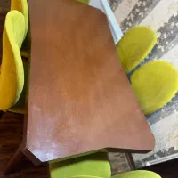 میز غذا خوری چوبی