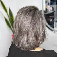 اموزشگاه مراقبت زیبایی آی رُخ