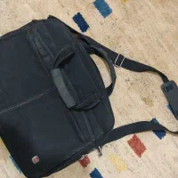 کیف اداری و لپ تاپ