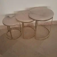 کنار مبلی سنگ مرمر