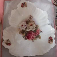 شیرینی خوری