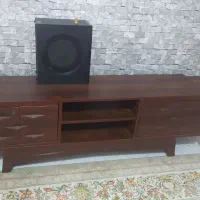 میز تلویزیون در حد نو رنگ چوب شیک و مدرن