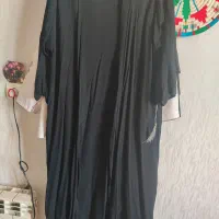 تعدادی مانتو و کت و شلوار