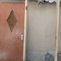 درب چوبی اتاق خواب با چهارچوب