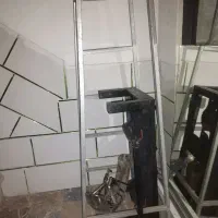 چهارپایه فلزی