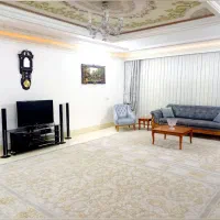 دوخوابه مبله همکف *شیک*نوساز با۴ پارکینگ پاسخگو۲۴|اجارهٔ کوتاه‌مدت آپارتمان و سوئیت|کاشان, امیرکبیر|دیوار