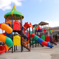 مجموعه بازی پلی اتیلن کد۱۲۳ شیرازمبلمان شهری سرسره