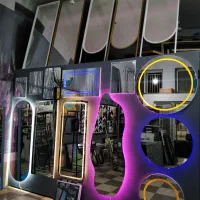 قاب،آینه و رگال حافظ