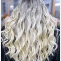 آموزش حضوری رنگ و لایت