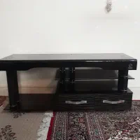 میز  تلویزیون شیشه ای