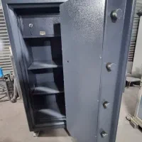 S کاوه ۱۶۰ و ۱۸۰ / گاو صندوق رمز آمریکاکلیدتاشو|ابزارآلات|تهران, خلیج فارس|دیوار