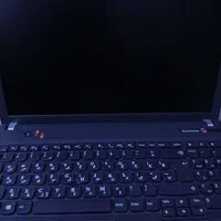 لپ‌تاپ Lenovo ThinkPad  تمیز و کم‌کارکرد.