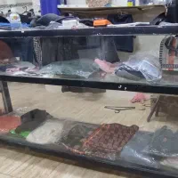 ویترین مغازه