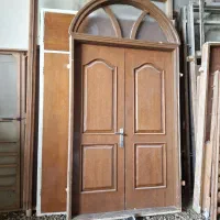 درب چوبی و کمد دیواری