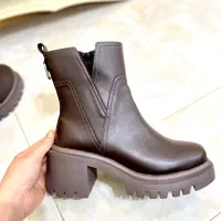 بوت چرم قهوه ای