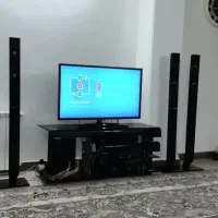 میز تلوزیون شیشه ای