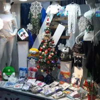 دکور پوشاک ام دی اف حدود ۵۰ متر