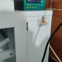 دستگاه جوجه کشی