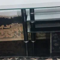 یک عدد میز ال سی دی سالم