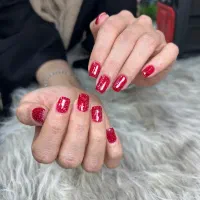 انجام کاشت ناخن و مژه و تتو با ۳۰ درصد تخفیف