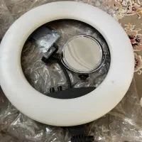 رینگ لایت به همراه سه پایه