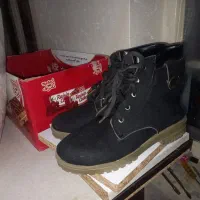 بوت سایز 38 برند تیم برلند معروف در کمپینگ