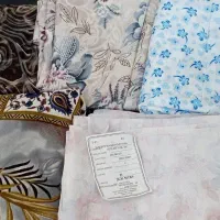 چادر عروس و تعدادی چادر طرح ساده