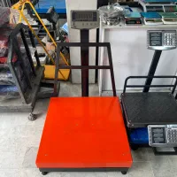 ترازو باسکول  ۸۰۰ کیلویی چرخدار ابعاد ۷۰*۷۰