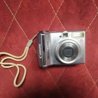 دوربین Canon اصلی سالم همراه با ۲عدد کیف مجهز