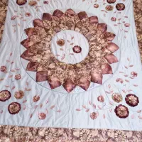 روتختی همراه روبالشی بزرگ وکوچک