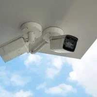 *پکیج کامل امنیتی دوربین‌ های مداربسته رنگی%