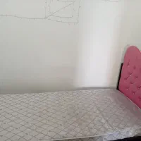 تخت یک نفره