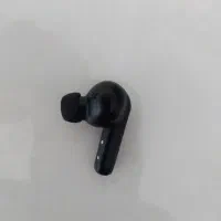 گوشی سمت راست qcy t 13x کاملا سالم و تمیز