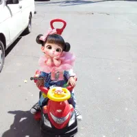 ماشین دسته داره.