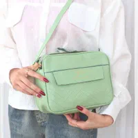 کیف زنانه عمده|کیف، کفش، کمربند|رشت, سعدی (تختی)|دیوار