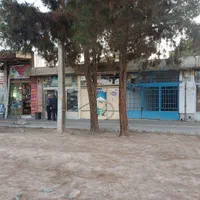 مغازه ۲۰متر ۲۵متر اخر خیابان کاوه شهرک ولیعصر