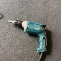 اسکروگان پیچ کن پیچ بند