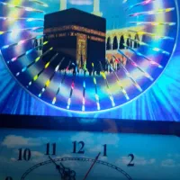 ساعت دیواری با افکت نور